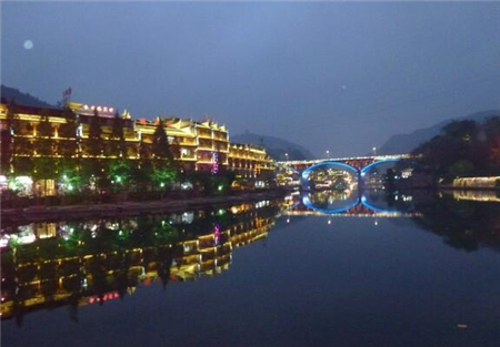 鋼絲螺套廠家說五一小長假,來一場說走就走的旅行